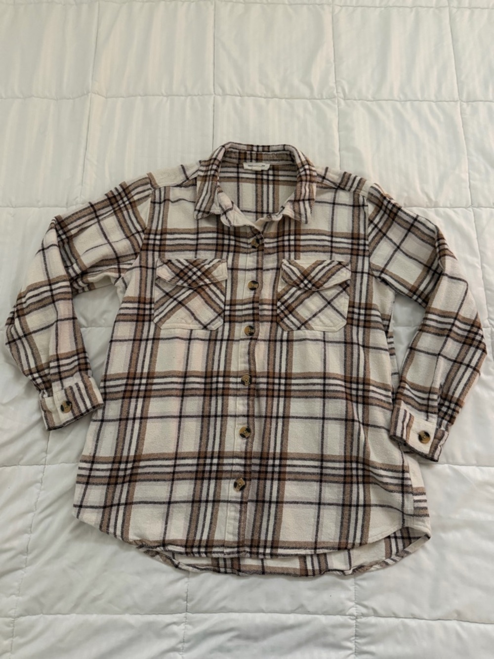 beachlunchlounge Cream and Brown Plaid Women’s Button-Down Flannel